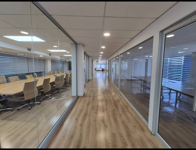 799M² OFFICE TO LET IN RIVONIA